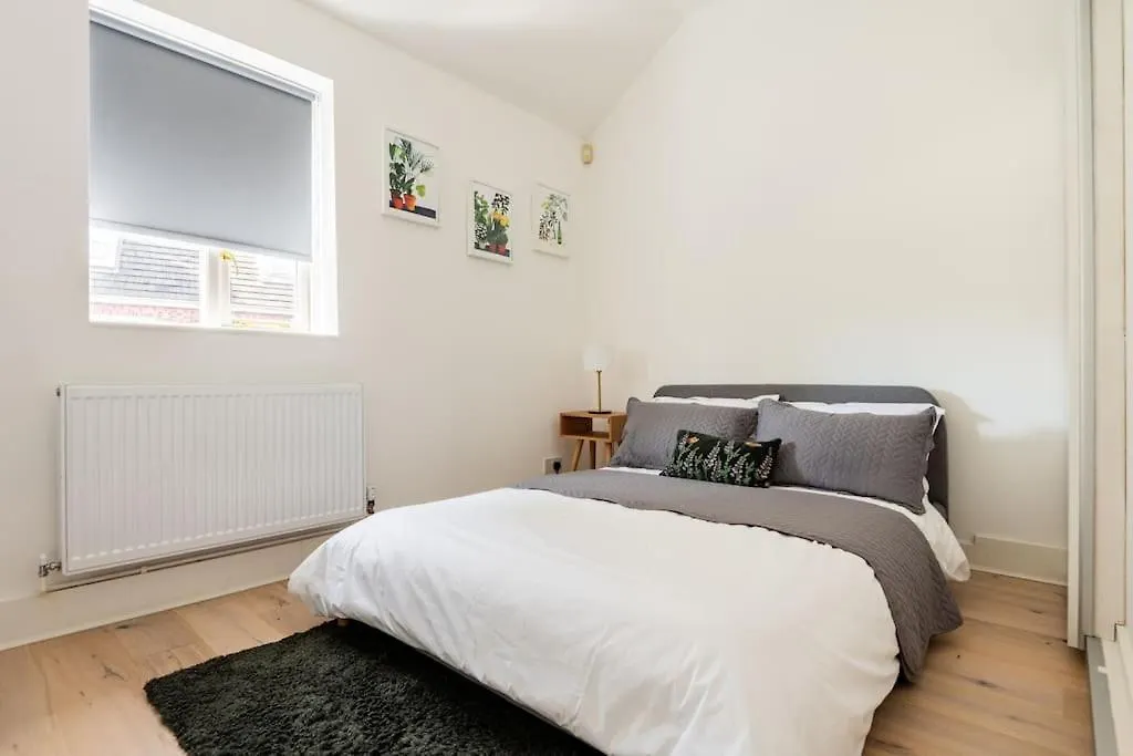 Holiday home 2Bd Mews House, Wanstead Villa London