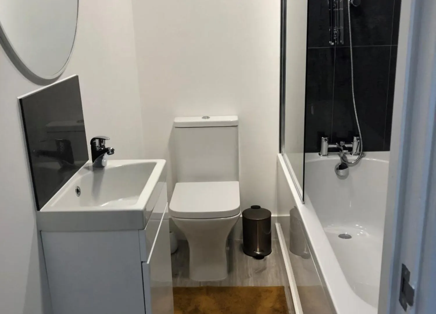 2Bd Mews House, Wanstead Villa London